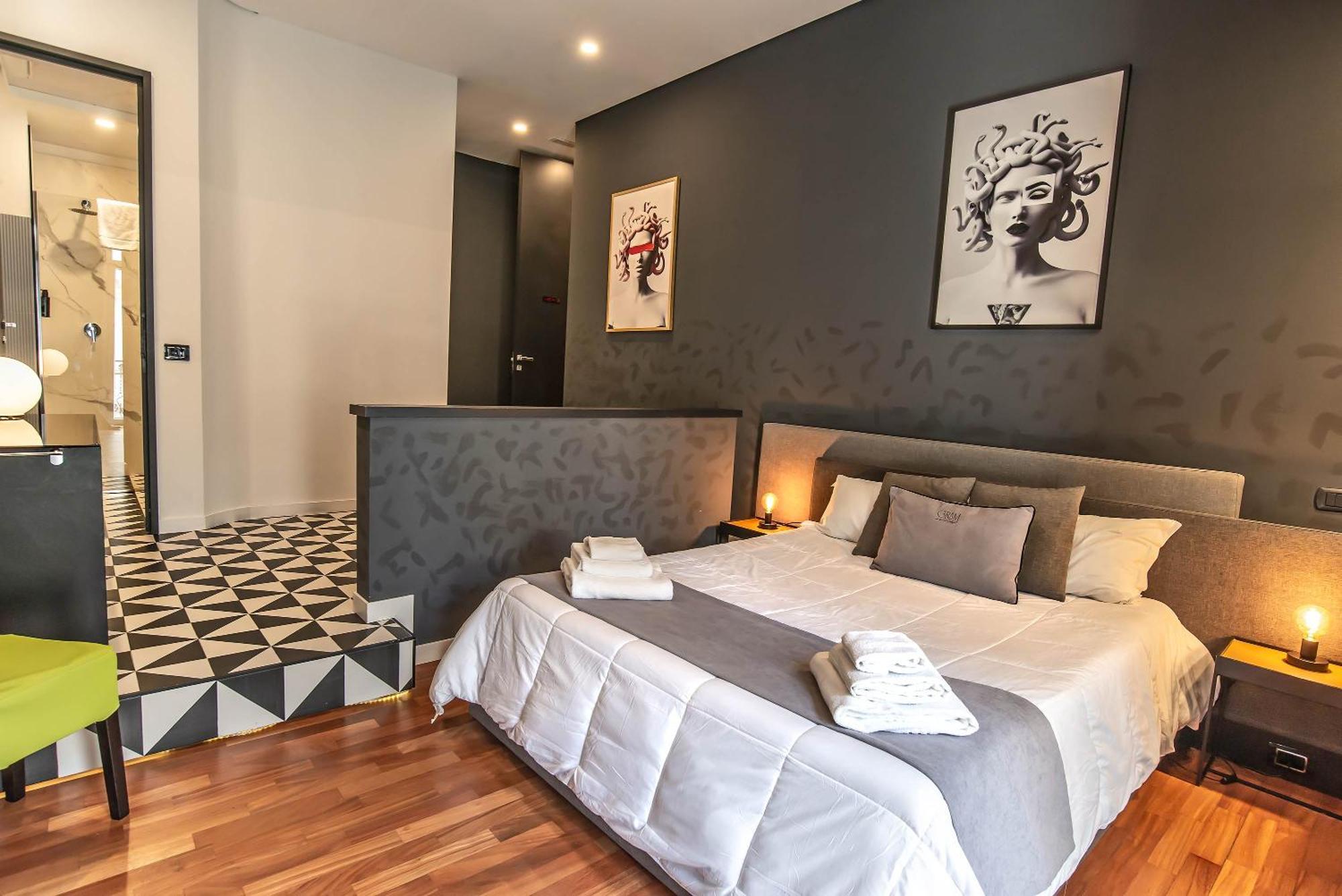 Gram Suites Napels Buitenkant foto