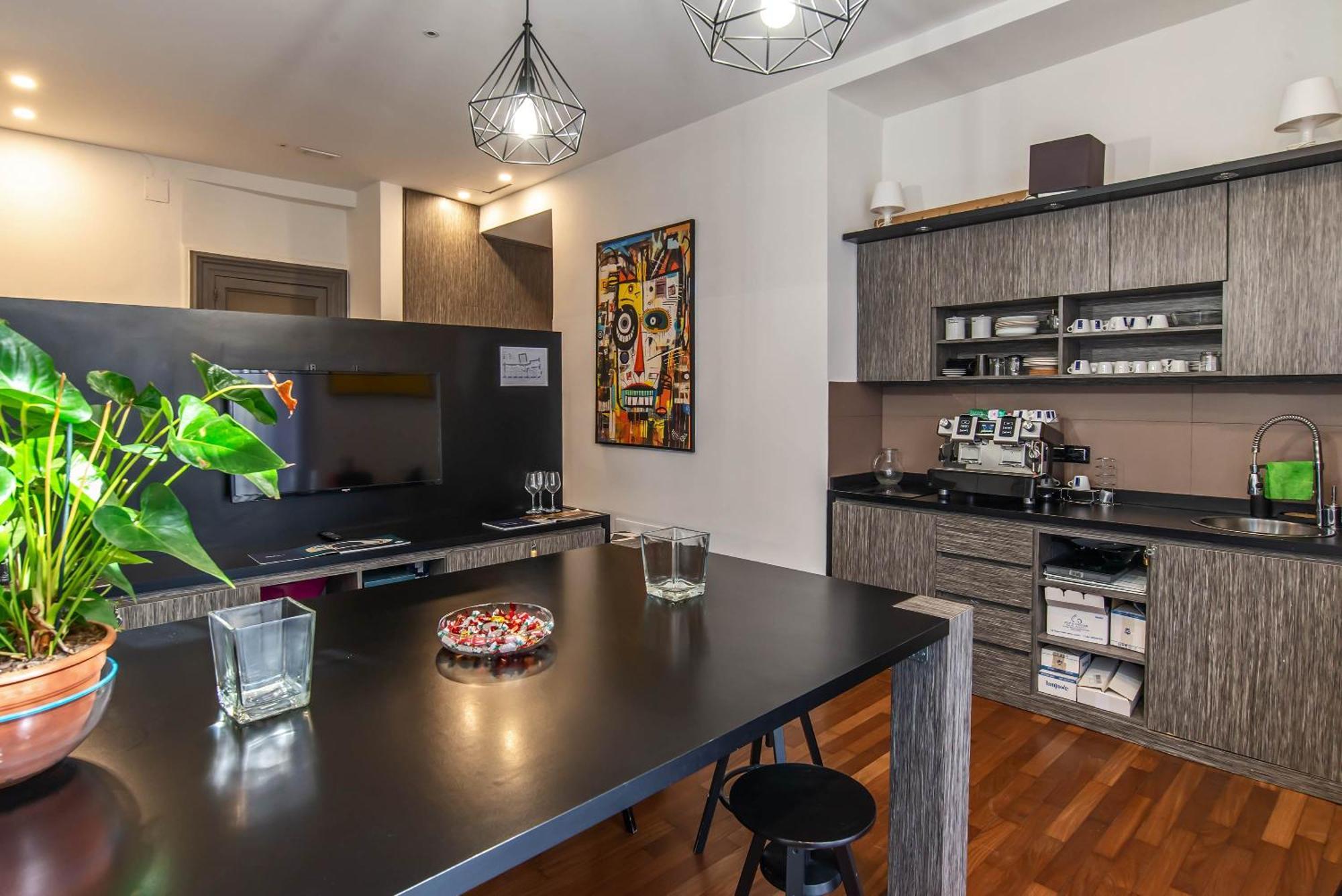 Gram Suites Napels Buitenkant foto